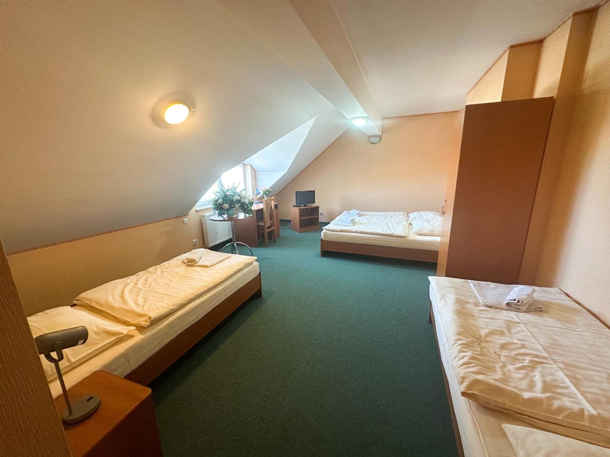 Hotel Arkadia Klecza Gorna Dış mekan fotoğraf